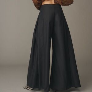 Sophisticated Black Wide-Leg Trousers